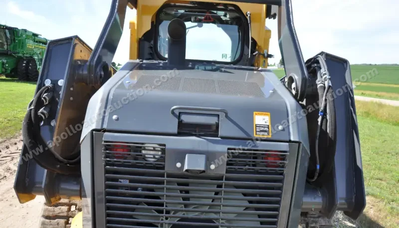 2018 John Deere 333G photo 25