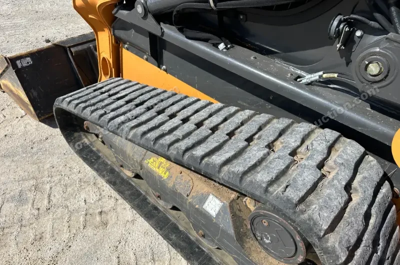 2019 Case TV370 photo 35