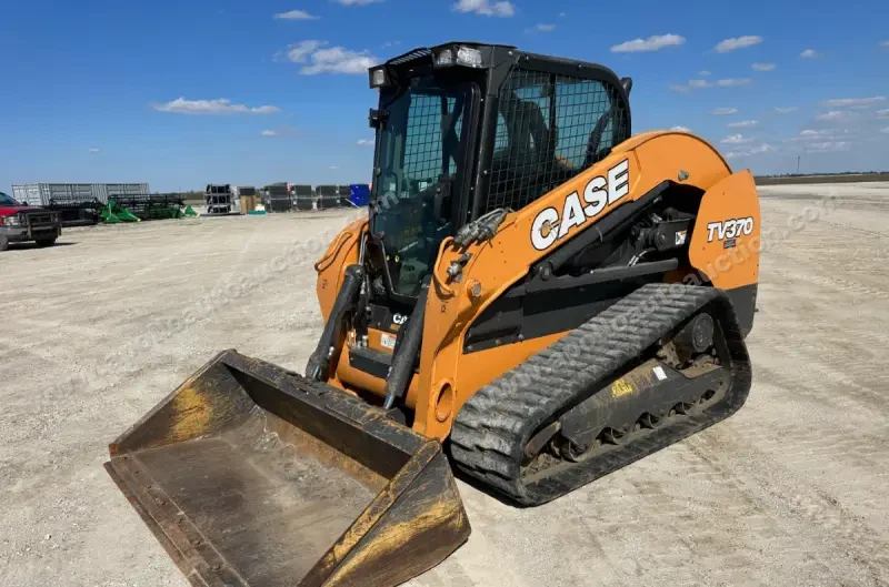 2019 Case TV370 photo 1