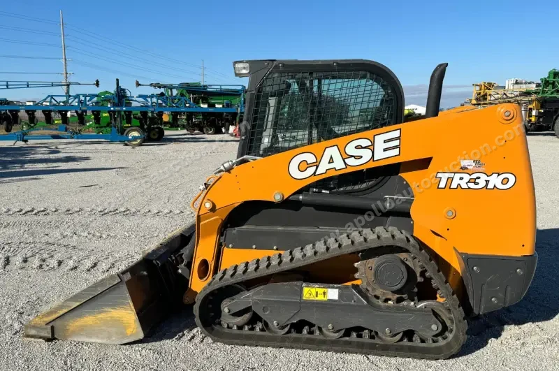 2020 Case TR310 photo 2