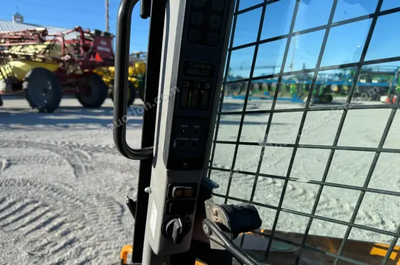 2020 Case TR310 photo 32