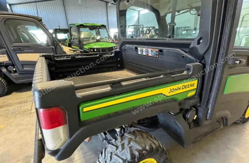 2021 John Deere XUV 835M Gator 4x4 photo 22