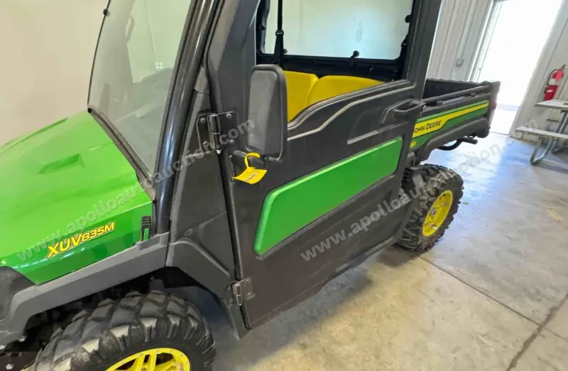 2021 John Deere XUV 835M Gator 4x4 photo 14