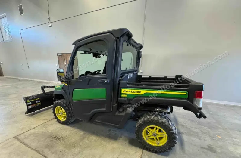2021 John Deere XUV 835M Gator 4x4 photo 7