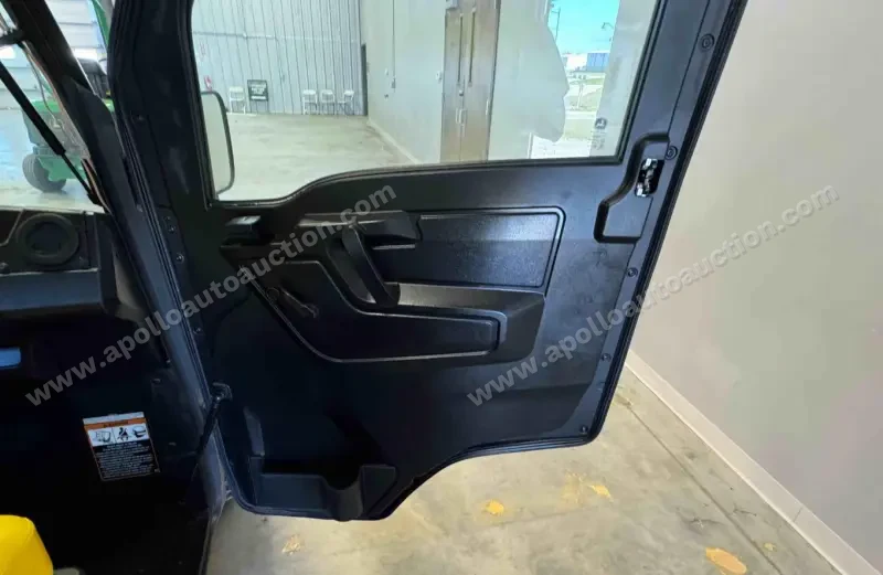 2021 John Deere XUV 835M Gator 4x4 photo 34