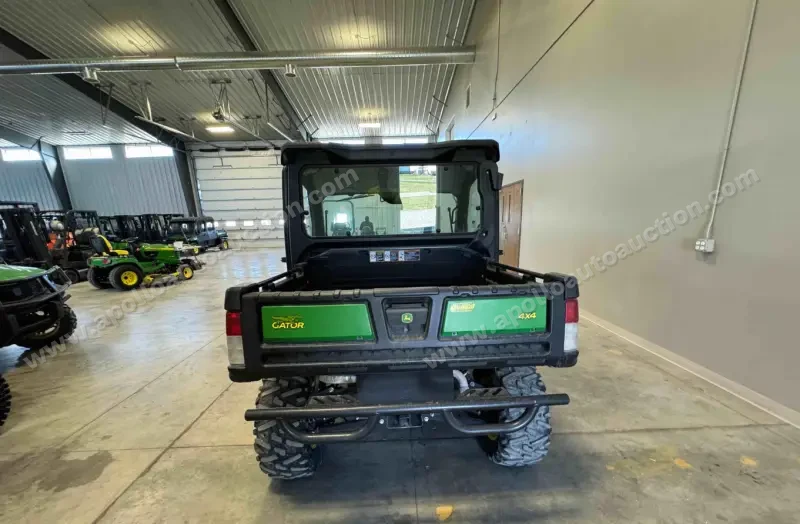 2021 John Deere XUV 835M Gator 4x4 photo 6