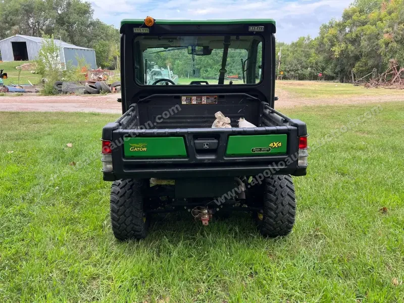 2019 John Deere Gator XUV835R UTV photo 8