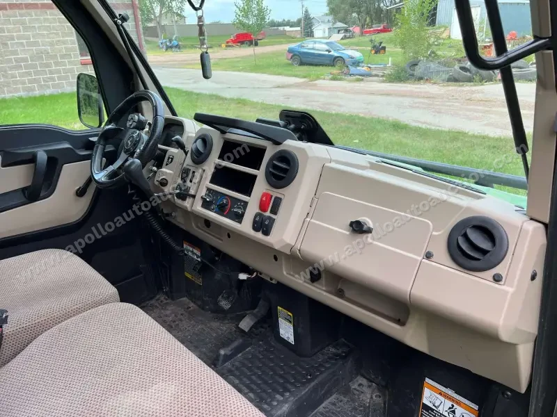 2019 John Deere Gator XUV835R UTV photo 15