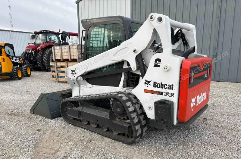 2016 Bobcat T595 Compact Track Loader photo 3