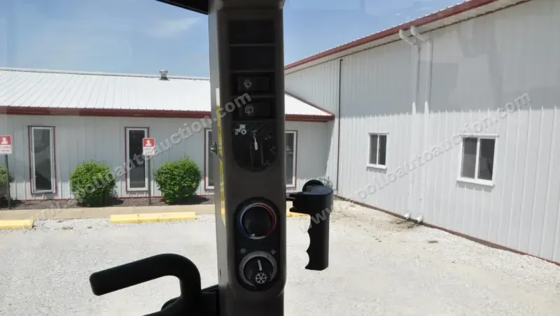 2021 Case IH Farmall 75C MFWD photo 63