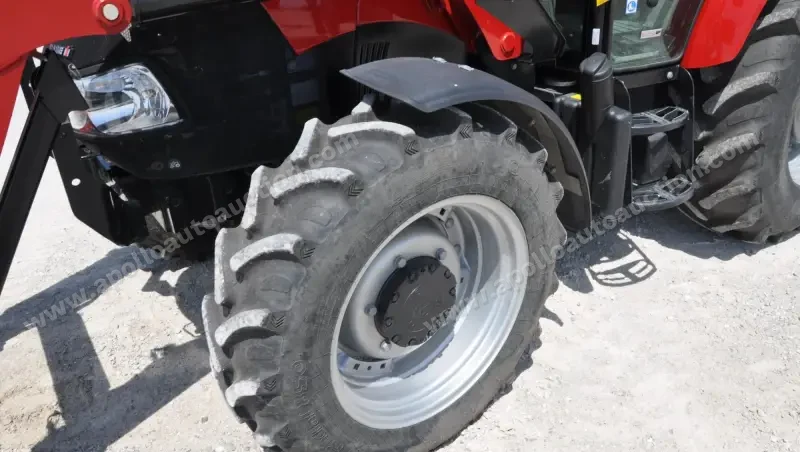 2021 Case IH Farmall 75C MFWD photo 9