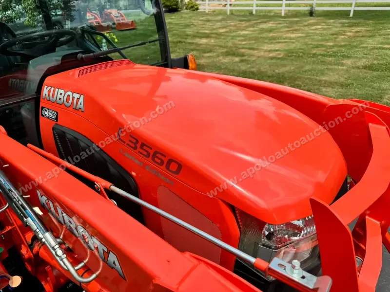 2020 Kubota Grand L3560 Limited Edition photo 16