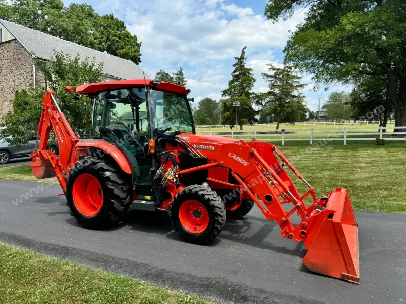 2020 Kubota Grand L3560 Limited Edition photo 8