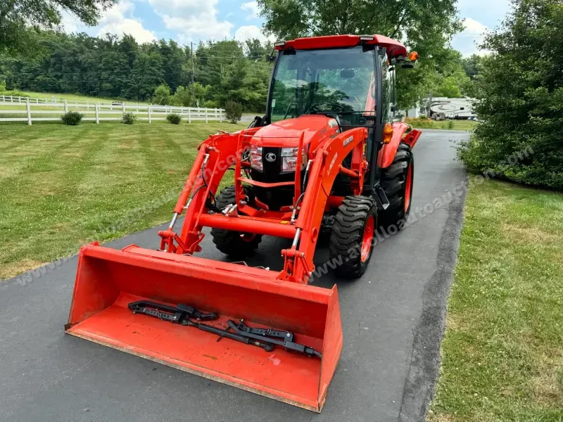 2020 Kubota Grand L3560 Limited Edition photo 41