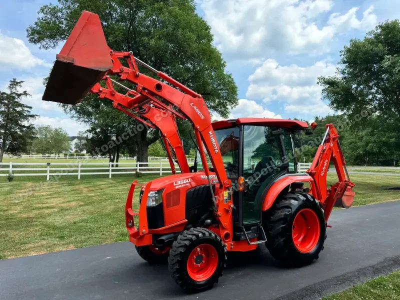 2020 Kubota Grand L3560 Limited Edition photo 5