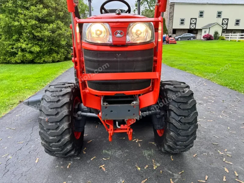 2014 Kubota B2920 Tractor Loader Snowblower photo 26