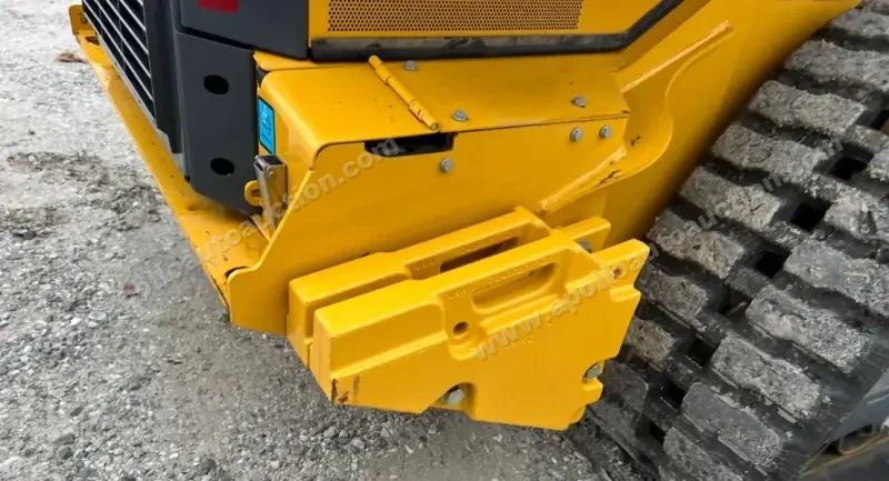 2016 John Deere 333G photo 12
