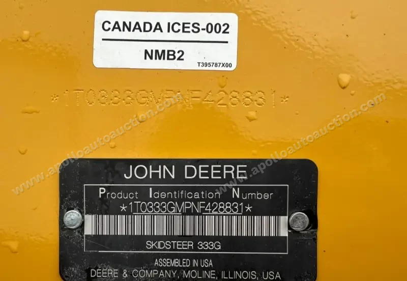 2016 John Deere 333G photo 30