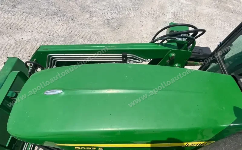 2011 John Deere 5093E MFWD photo 35
