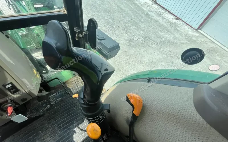 2011 John Deere 5093E MFWD photo 29