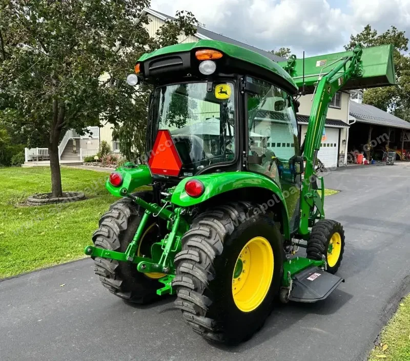 2020 John Deere 3039R photo 23