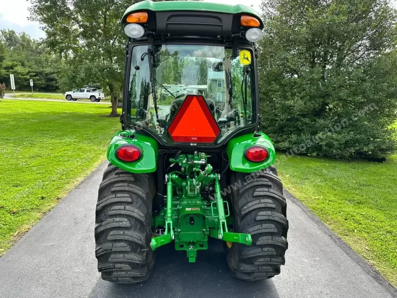 2020 John Deere 3039R photo 7
