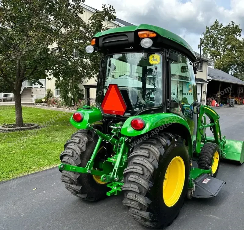 2020 John Deere 3039R photo 24