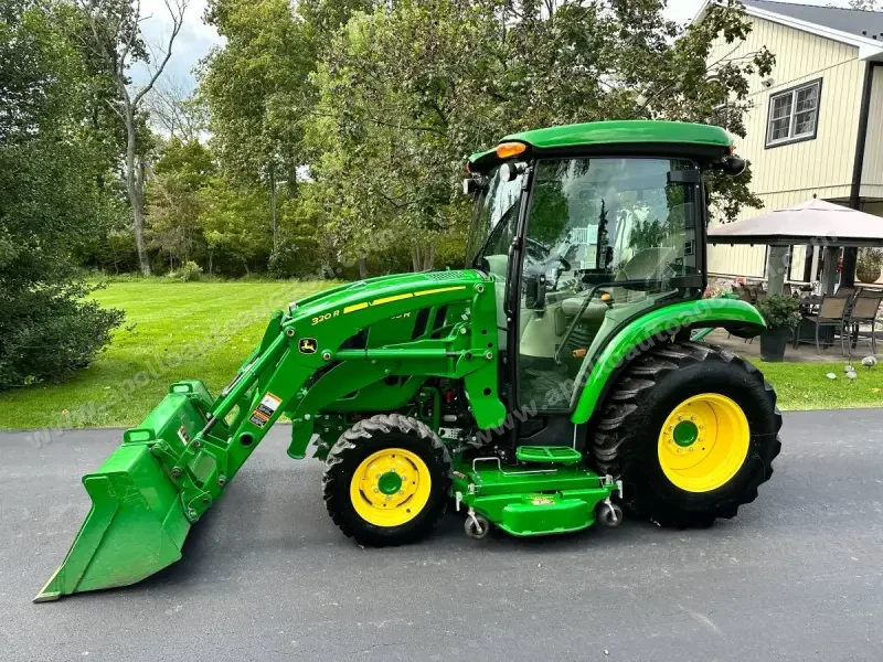 2020 John Deere 3039R photo 4
