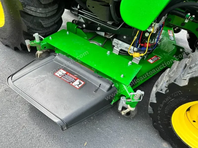 2020 John Deere 3039R photo 25