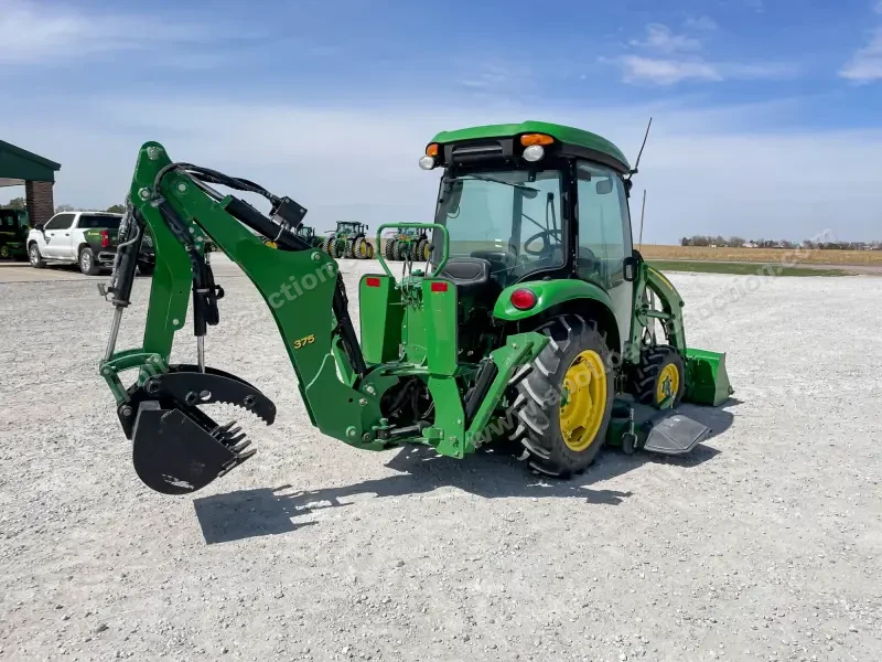 2020 John Deere 3046R Tractor Package photo 15