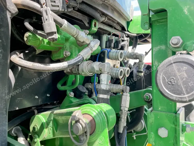 2020 John Deere 3046R Tractor Package photo 18