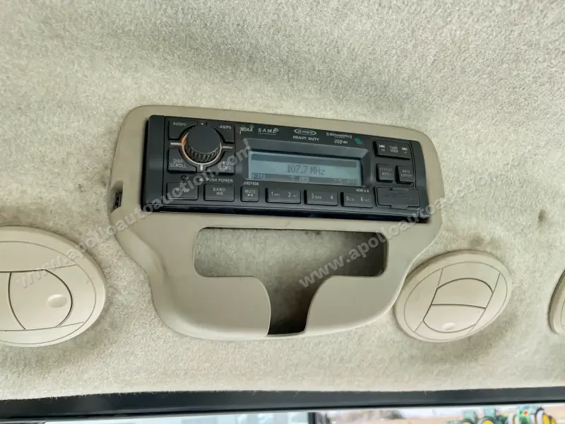 2020 John Deere 3046R Tractor Package photo 12