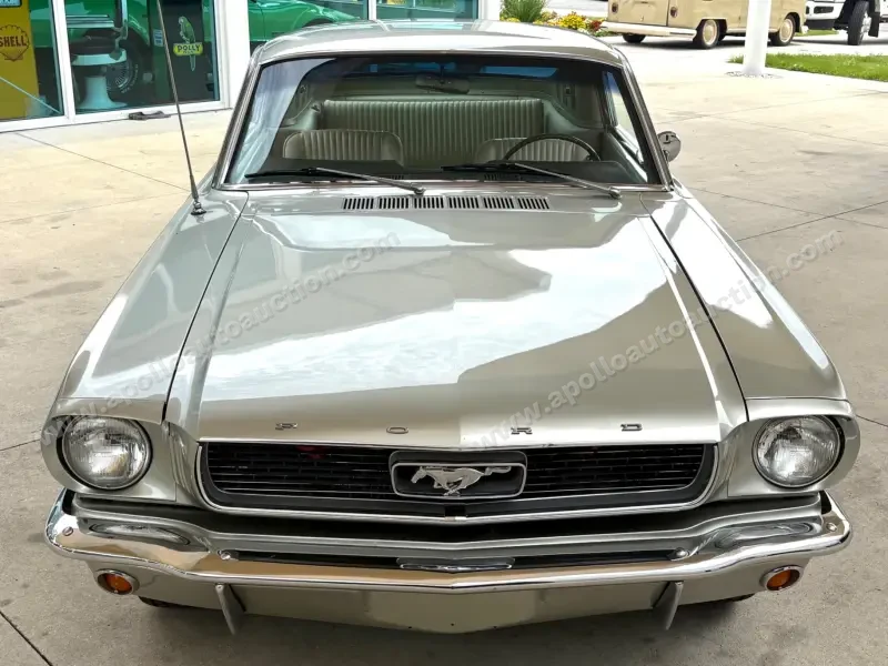 1966 Ford Mustang 2+2 photo 3