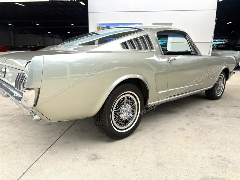 1966 Ford Mustang 2+2 photo 16