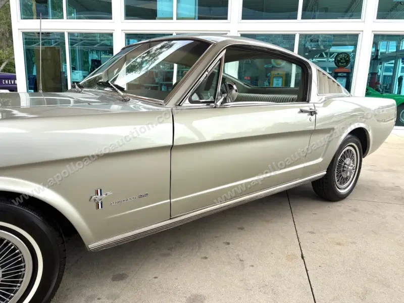 1966 Ford Mustang 2+2 photo 13