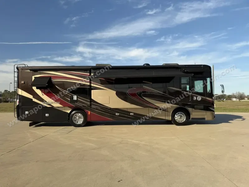 2016 Tiffin Phaeton 36 QHS photo 37