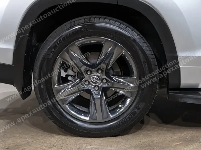 2018 Toyota Highlander Limited photo 21
