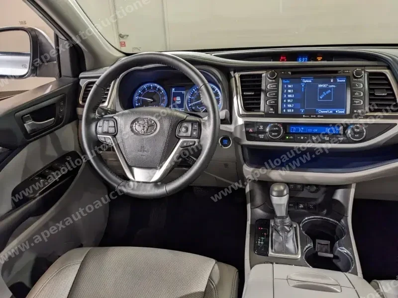 2018 Toyota Highlander Limited photo 28