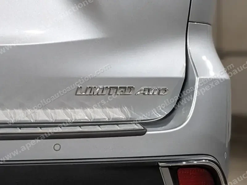 2018 Toyota Highlander Limited photo 2